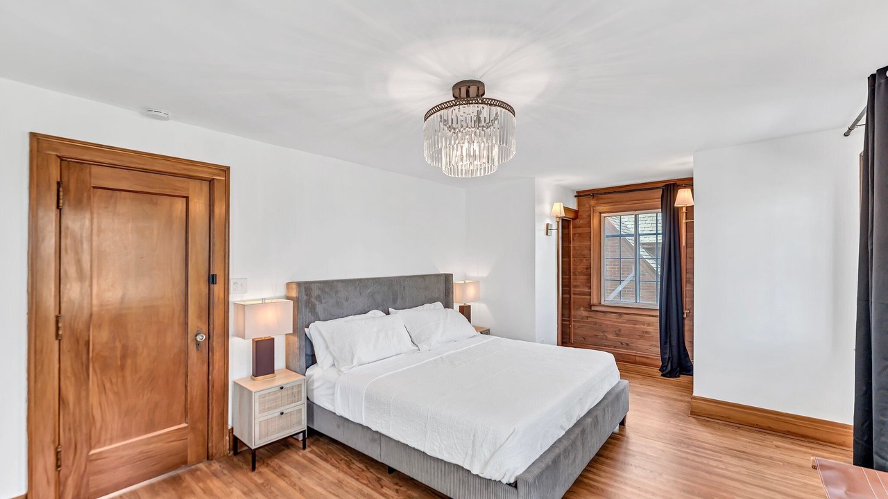 Photo of Bedroom in Niagara Falls