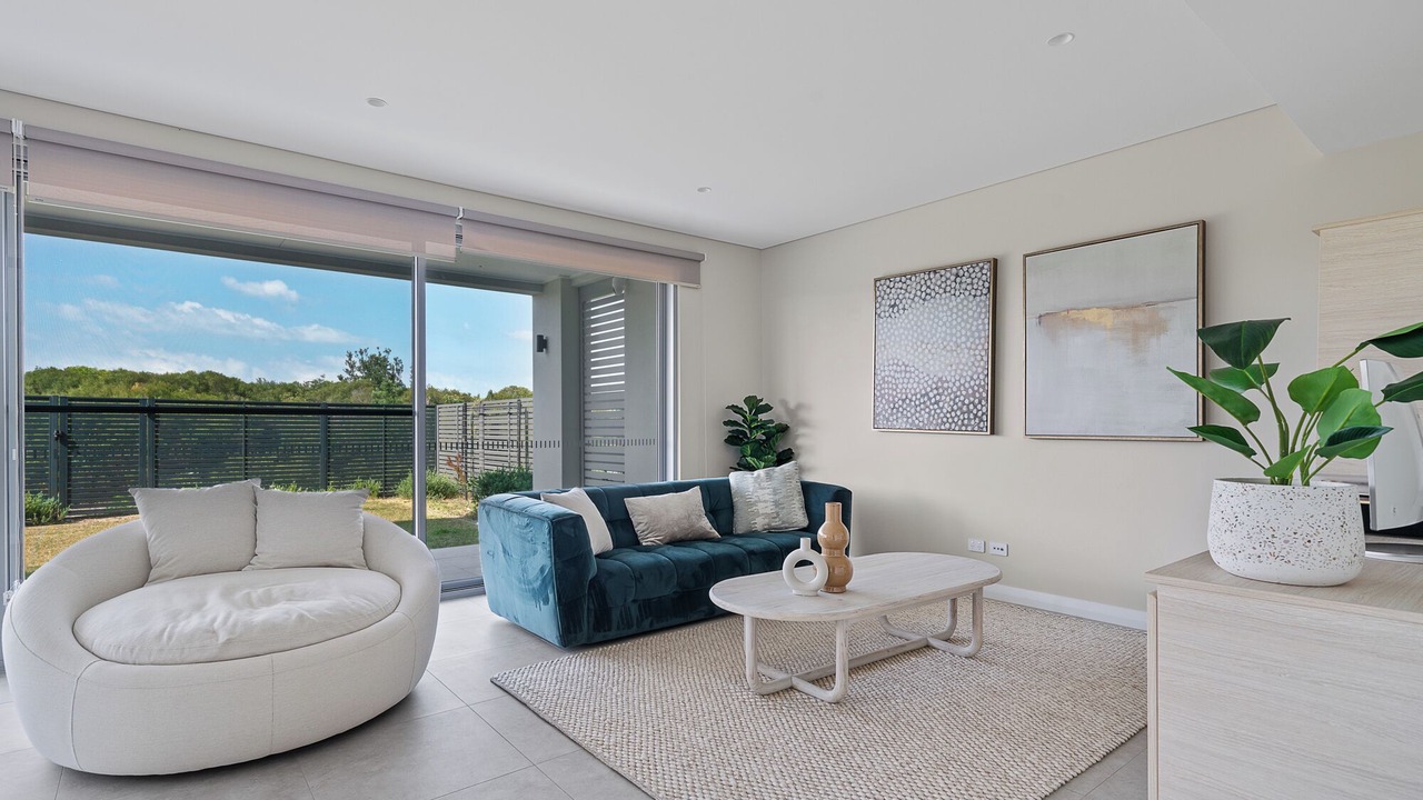 Photo of Others in Magenta Shores