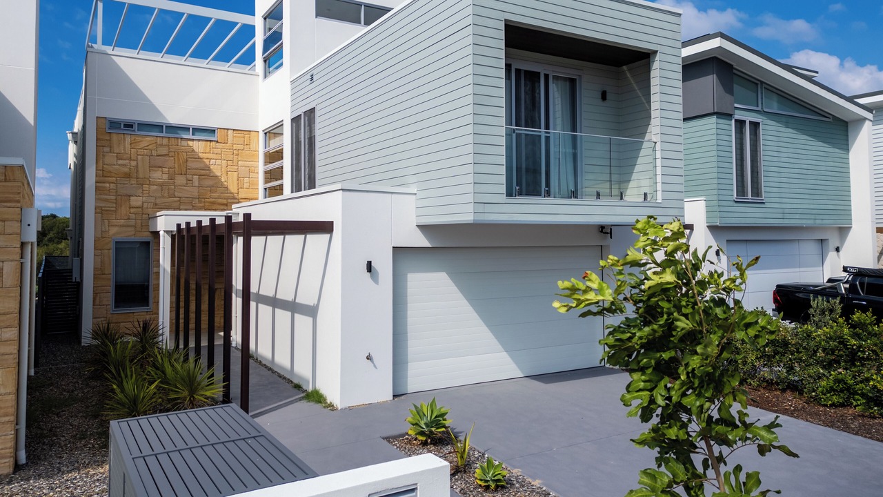 Photo of Outdoor in Magenta Shores