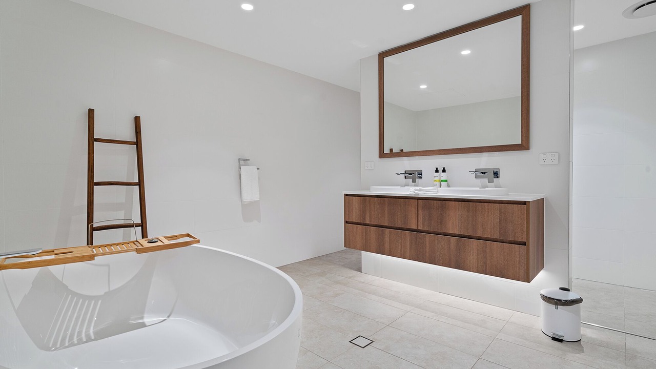 Photo of Bathroom in Magenta Shores