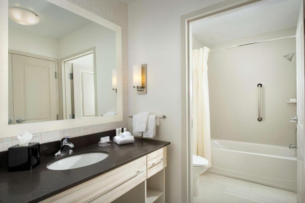 Photo of Bathroom in The Roads