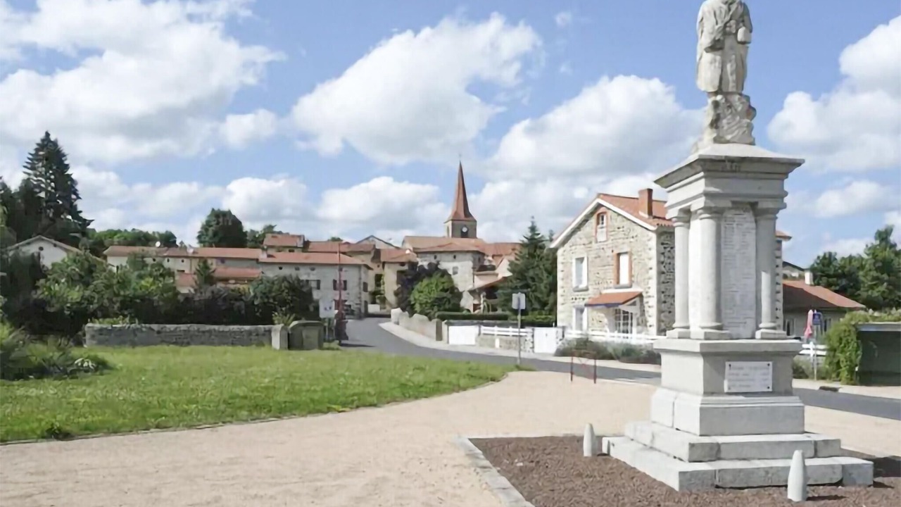 Photo of Others in Ceaux-d'Allegre