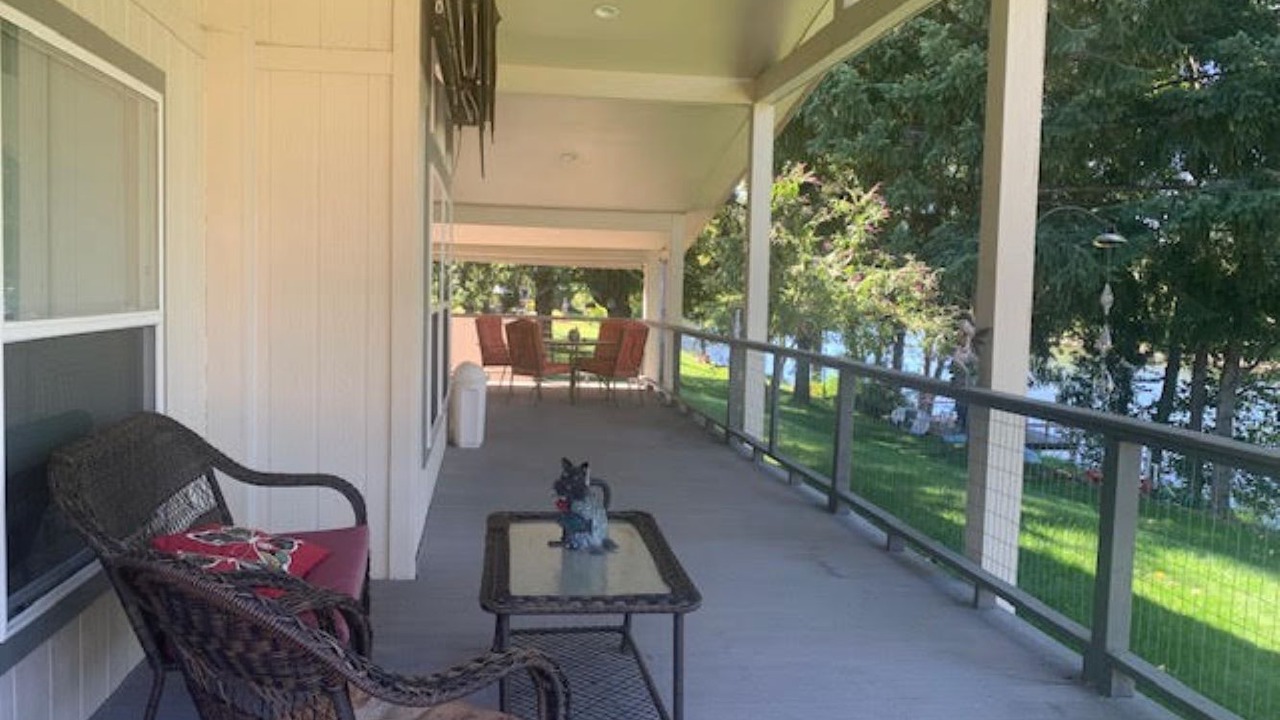Photo of Patio Balcony in Shady Cove