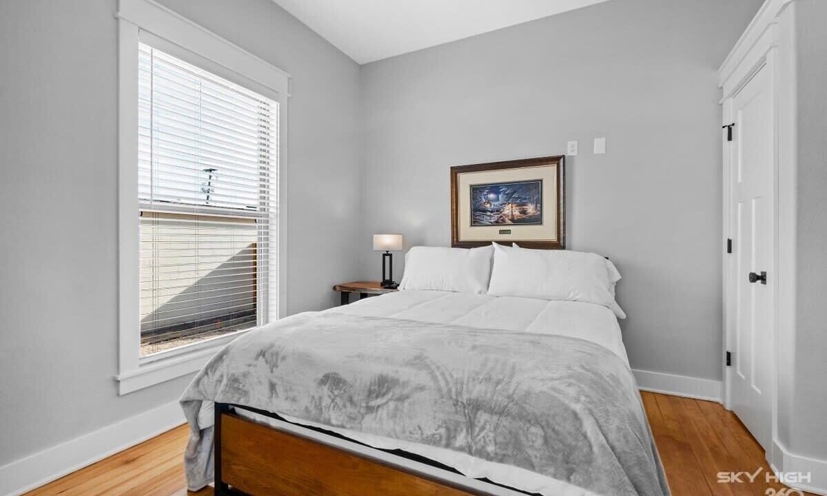 Photo of Bedroom in Springdale