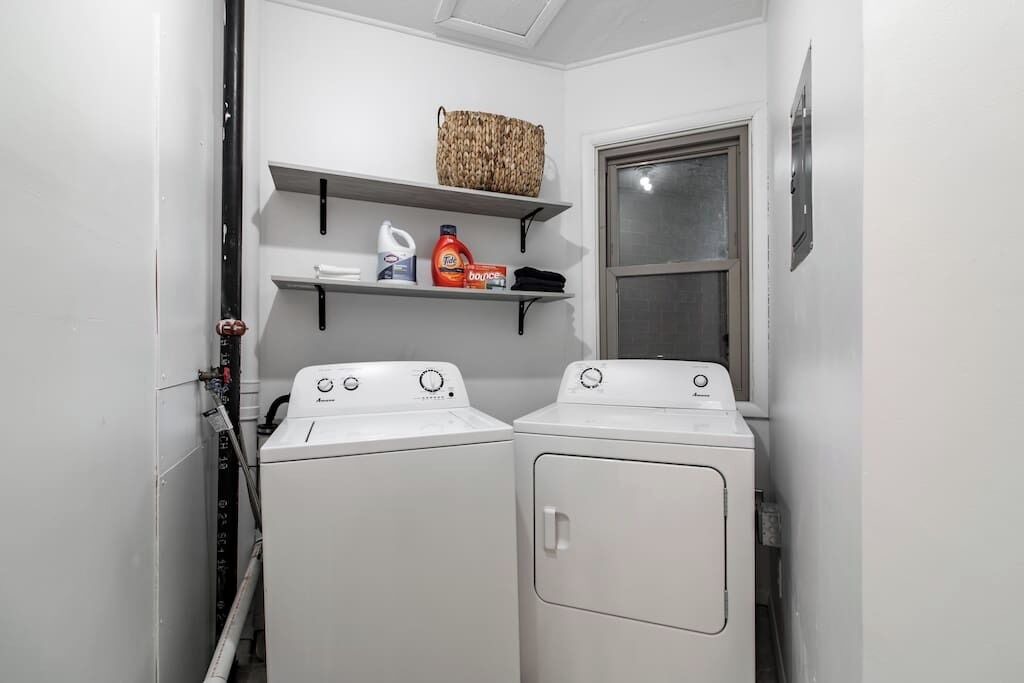 Photo of Others in The Flats