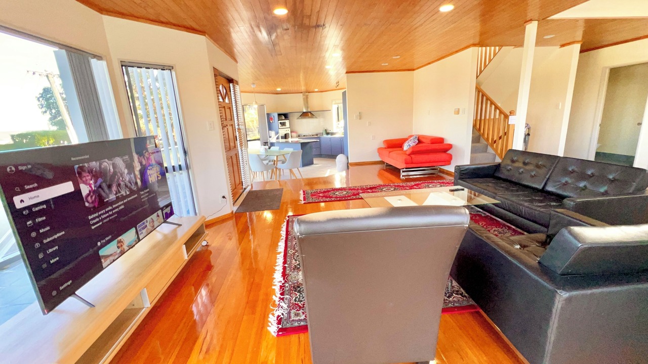 Photo of Livingroom in Hillsborough