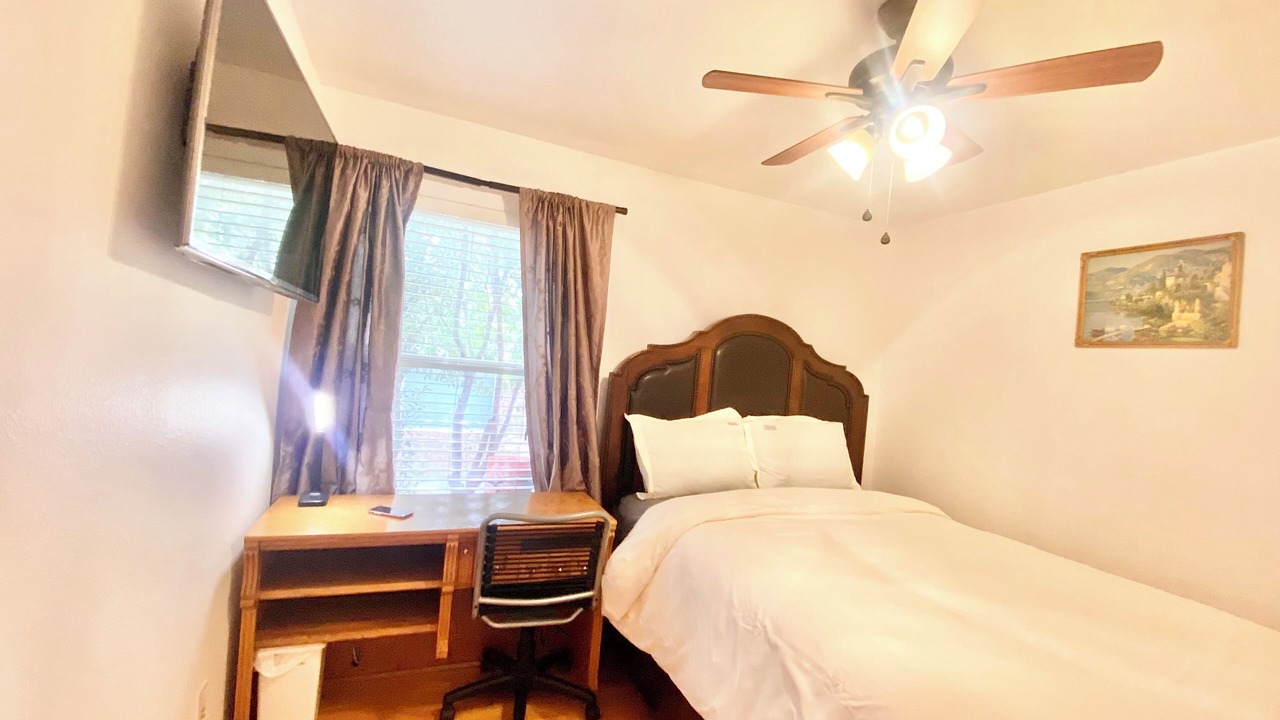 Photo of Bedroom in Plano