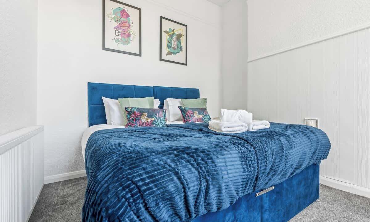 Photo of Bedroom in Newport