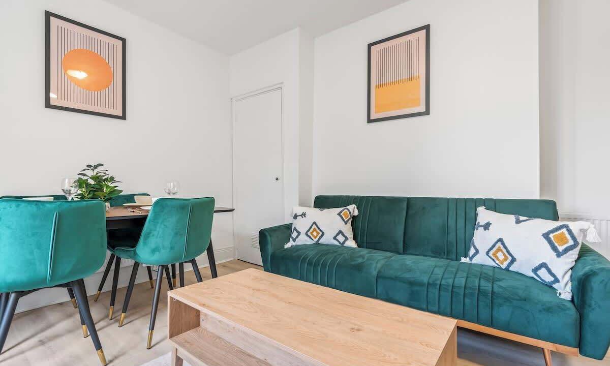 Photo of Livingroom in Newport