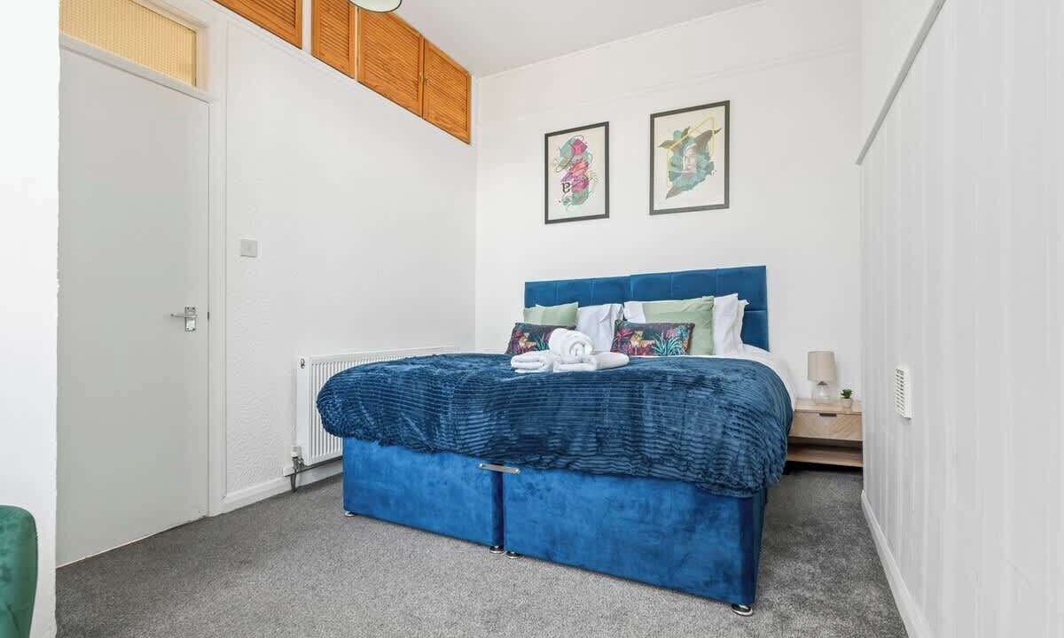 Photo of Bedroom in Newport