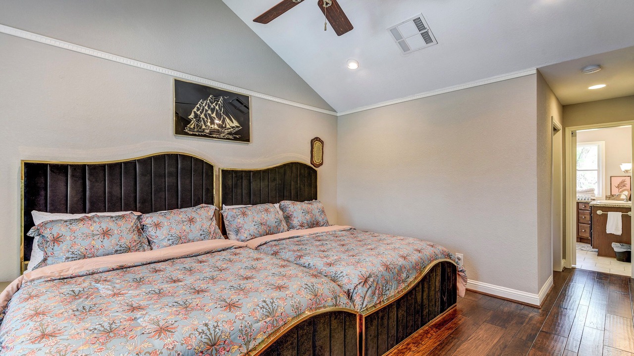 Photo of Bedroom in Cedar Lane