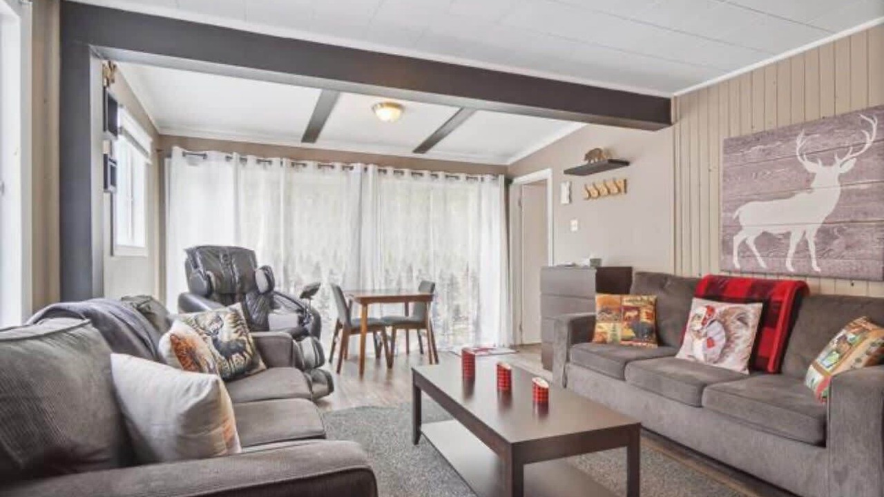 Photo of Livingroom in Saint Come