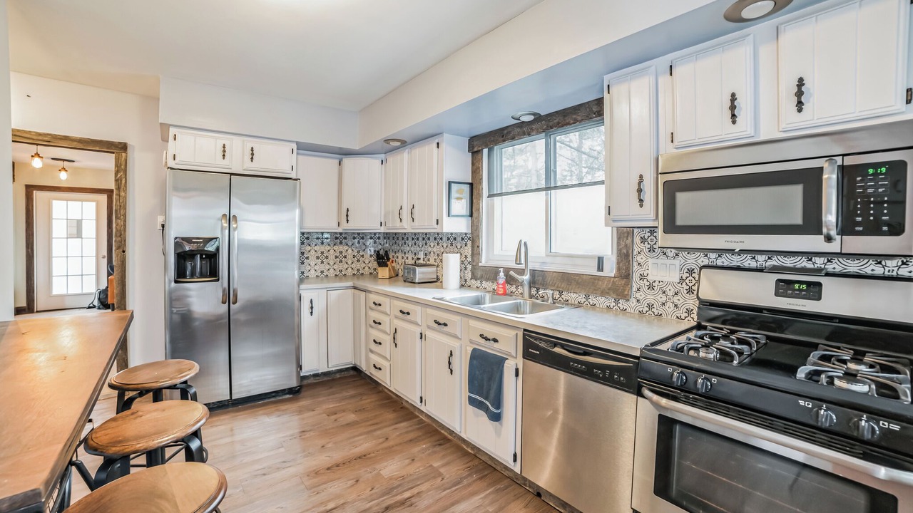 Photo of Kitchen in Grayling