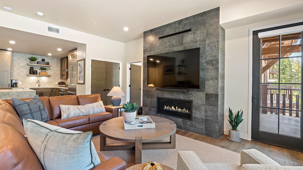 Photo of Livingroom in Tamarack Resort