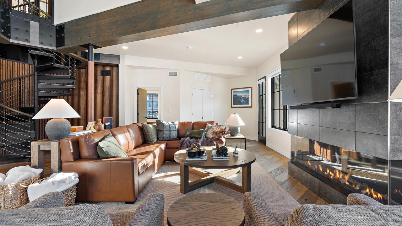 Photo of Livingroom in Tamarack Resort