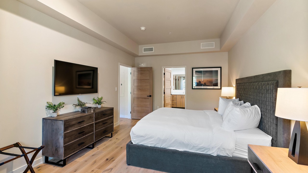 Photo of Bedroom in Tamarack Resort