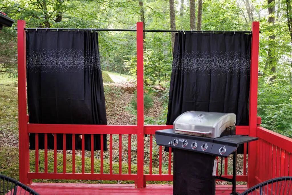 Photo of Outdoor in Lobelville