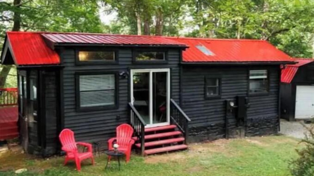 Photo of Outdoor in Lobelville