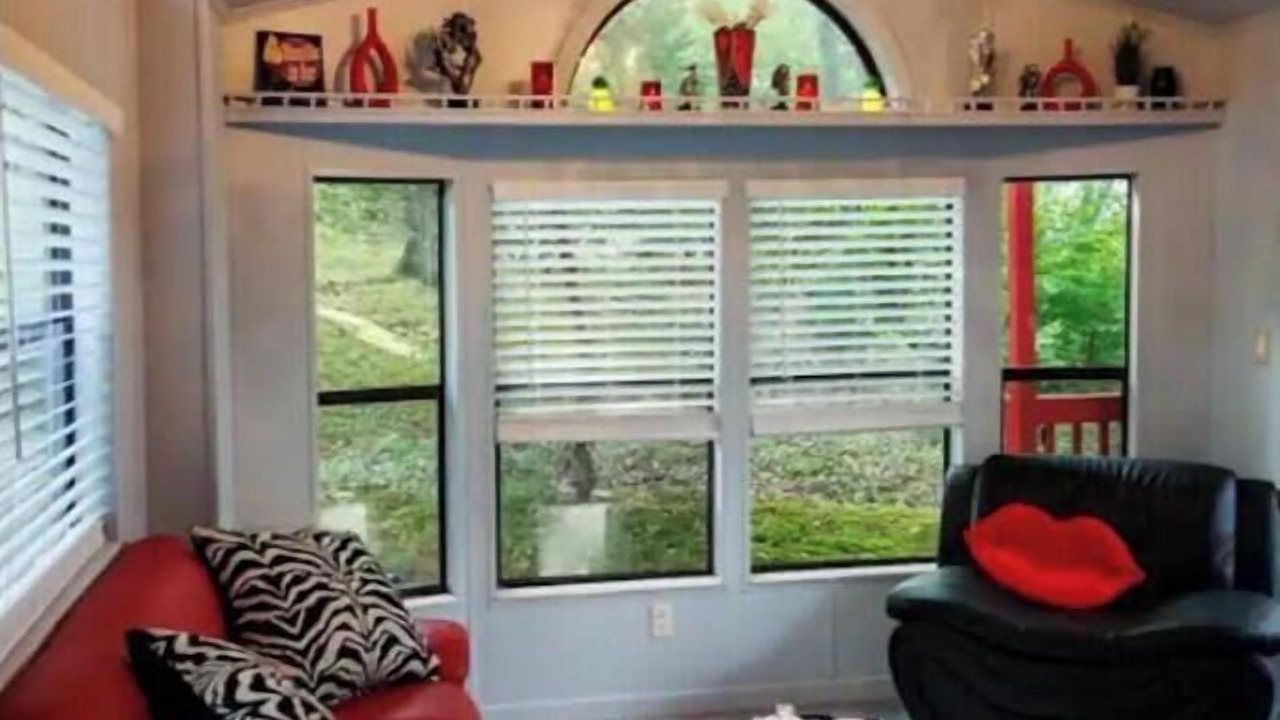 Photo of Livingroom in Lobelville