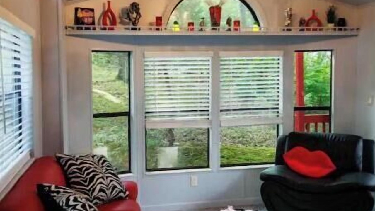 Photo of Livingroom in Lobelville