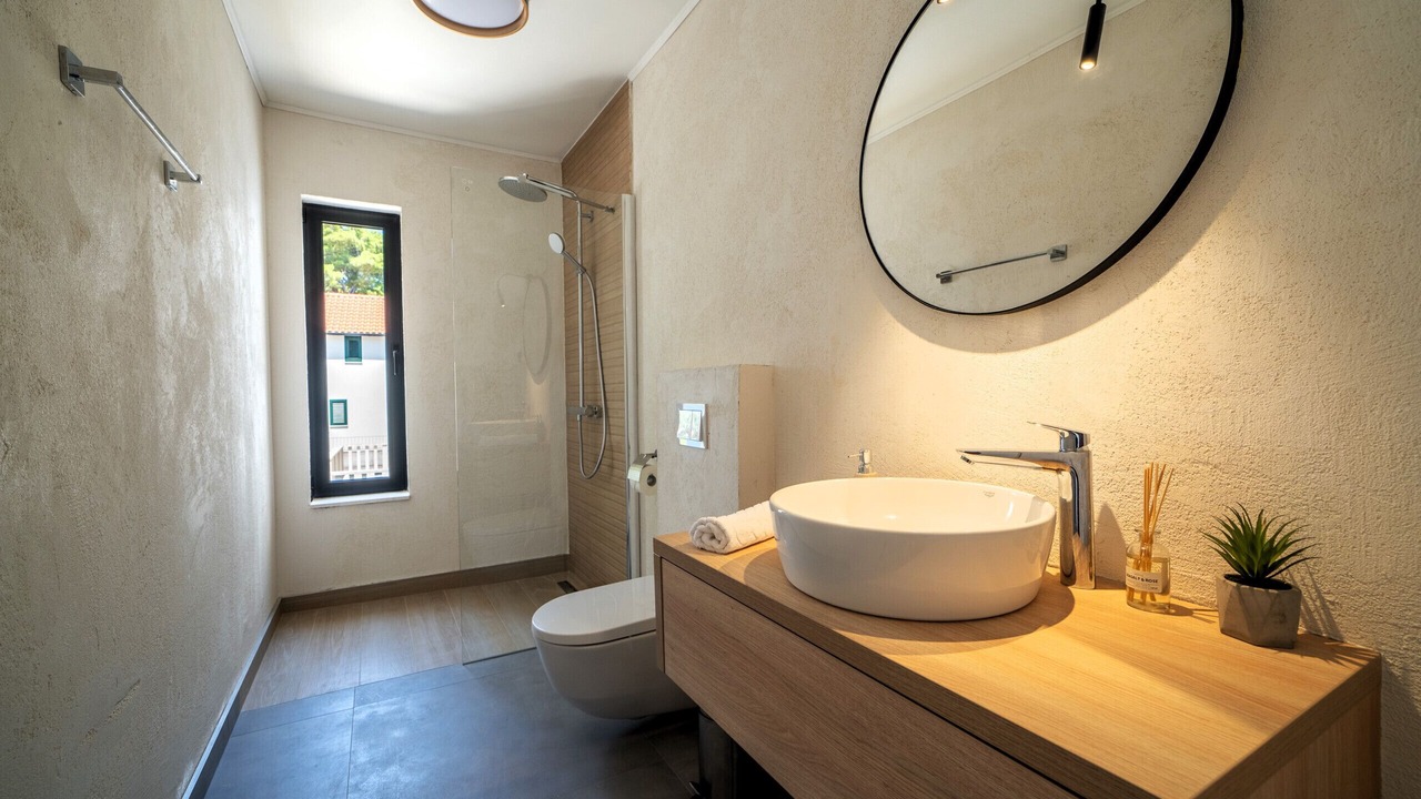 Photo of Bathroom in Sumartin