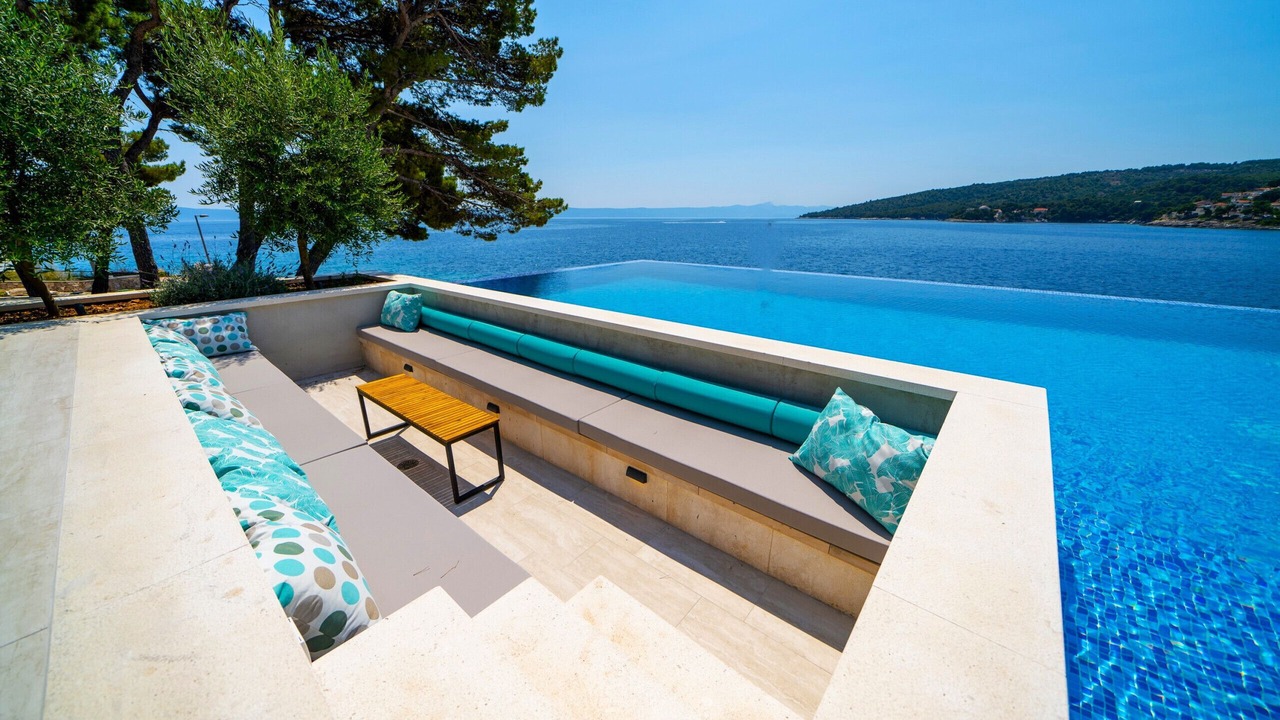 Photo of Outdoor in Sumartin