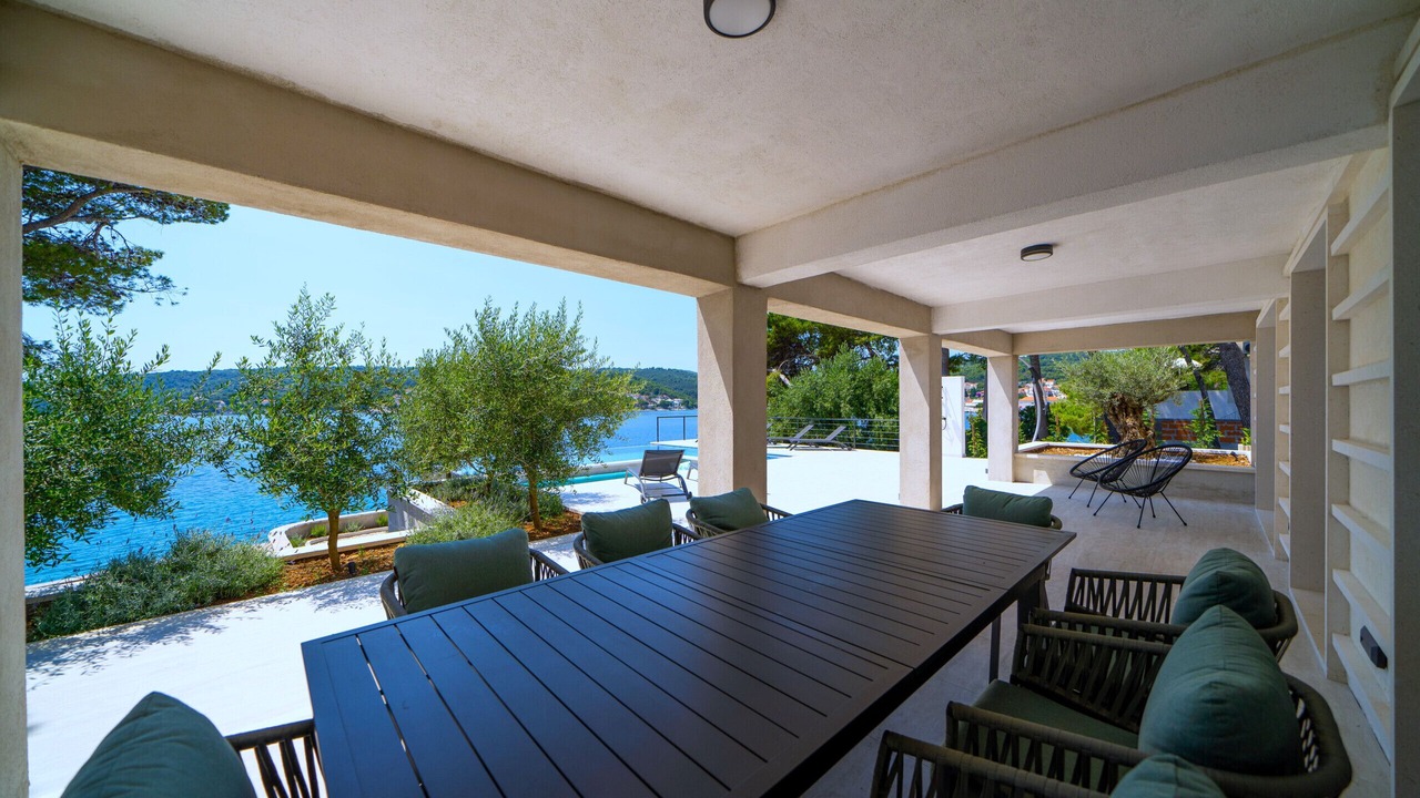 Photo of Outdoor in Sumartin