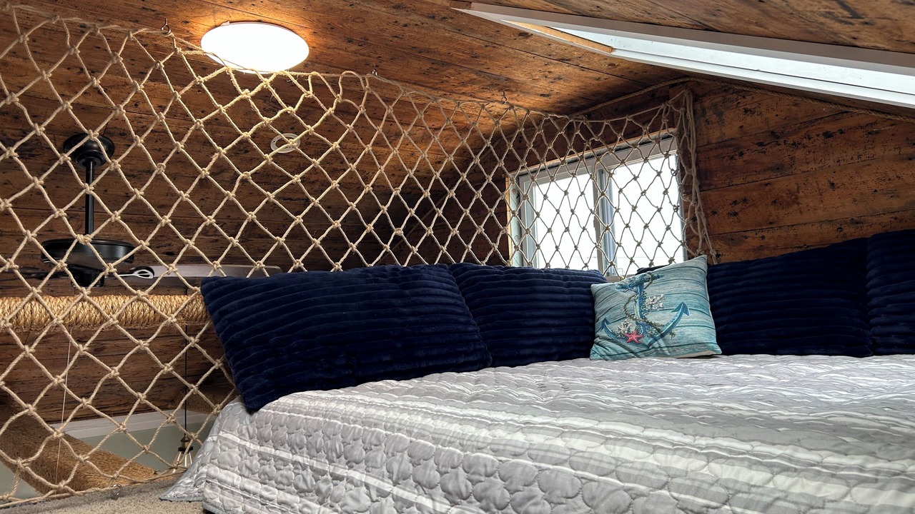 Photo of Bedroom in Morgan Point