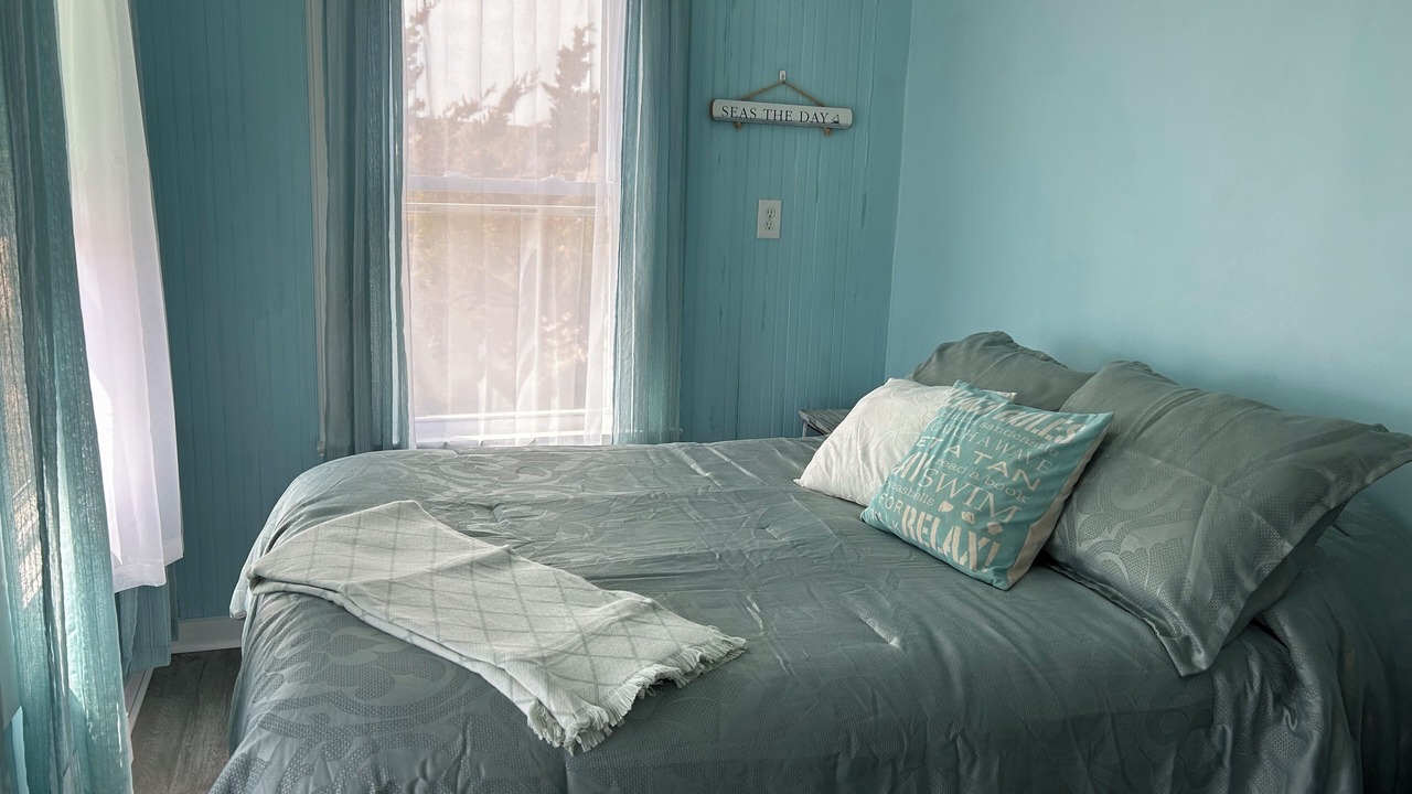 Photo of Bedroom in Morgan Point