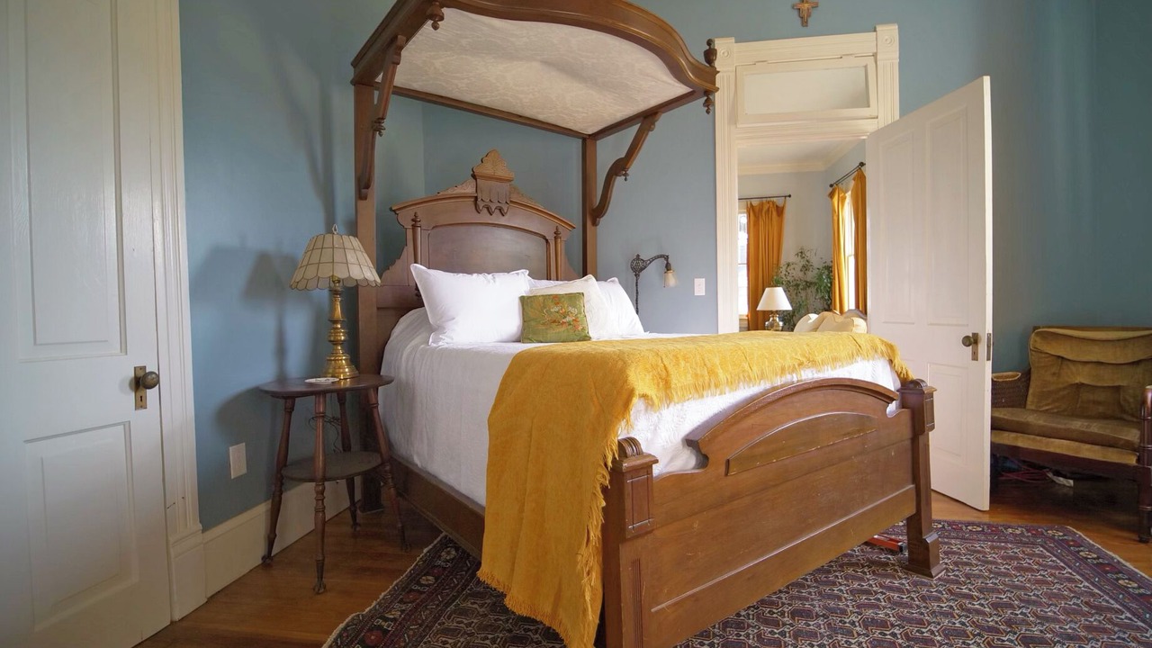 Photo of Bedroom in New Iberia