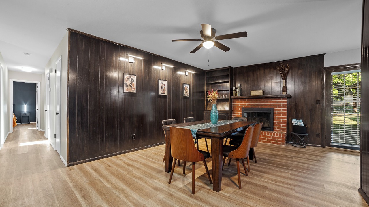 Photo of Livingroom in South Tulsa