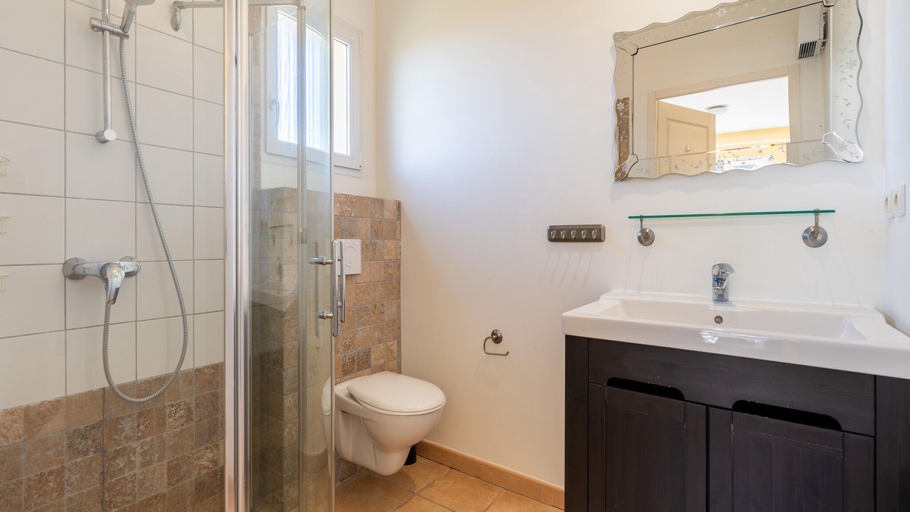 Photo of Bathroom in Montbrun-des-Corbieres