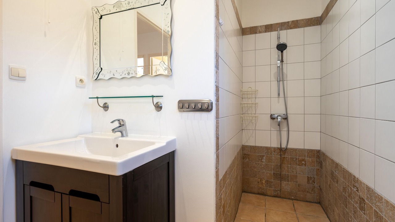 Photo of Bathroom in Montbrun-des-Corbieres