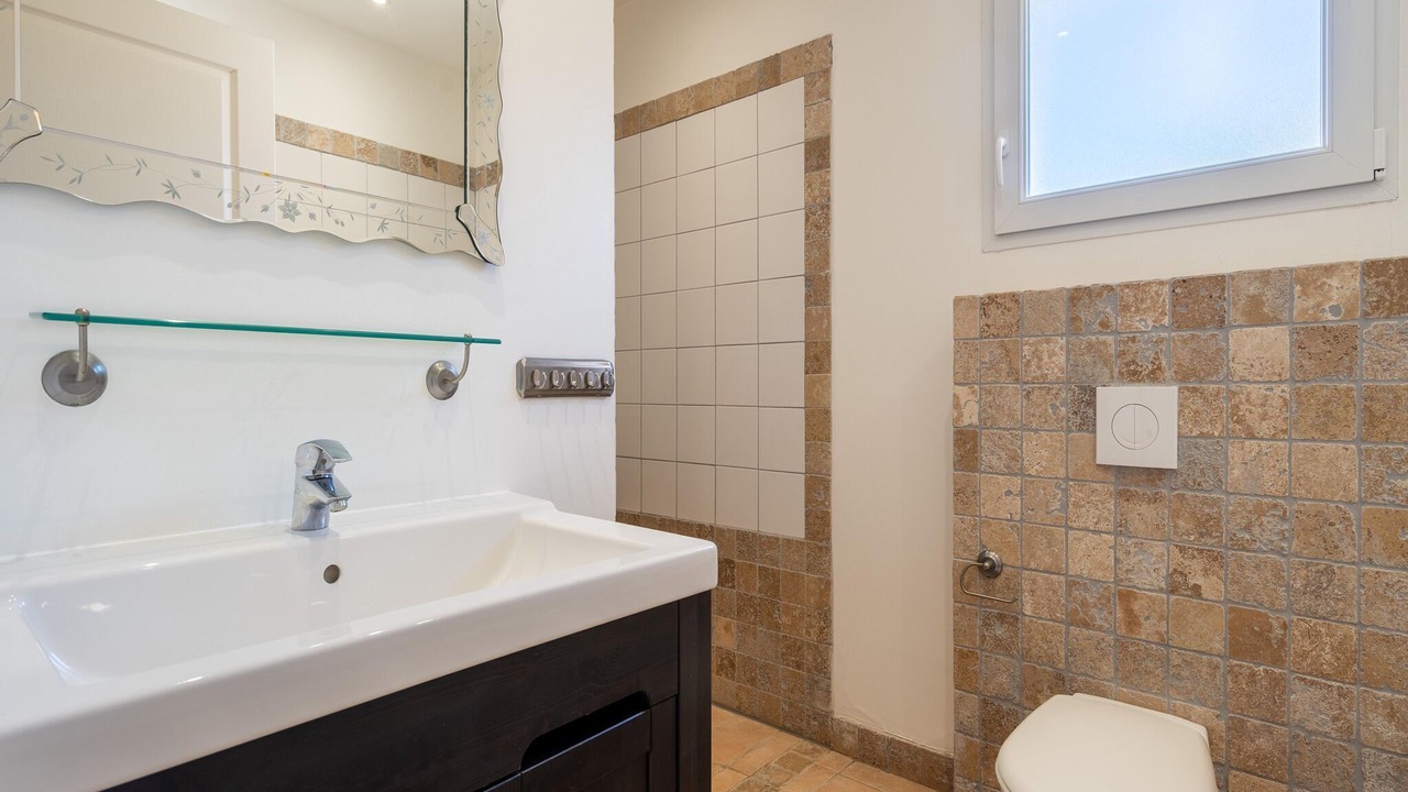 Photo of Bathroom in Montbrun-des-Corbieres