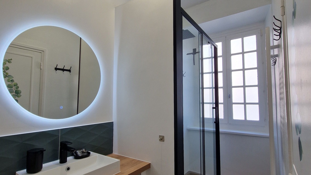 Photo of Bathroom in Le Puy-en-Velay
