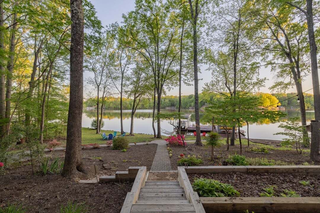 Photo of Outdoor in Bracey