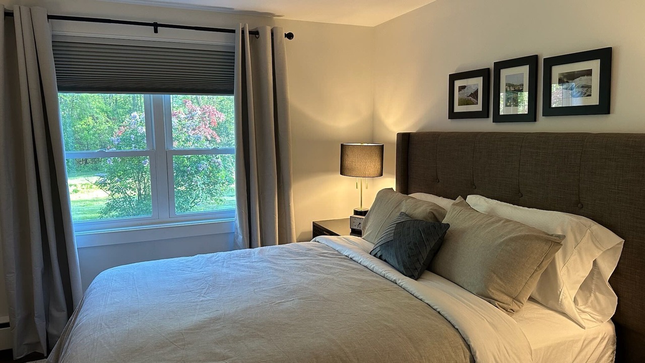 Photo of Bedroom in Middlefield