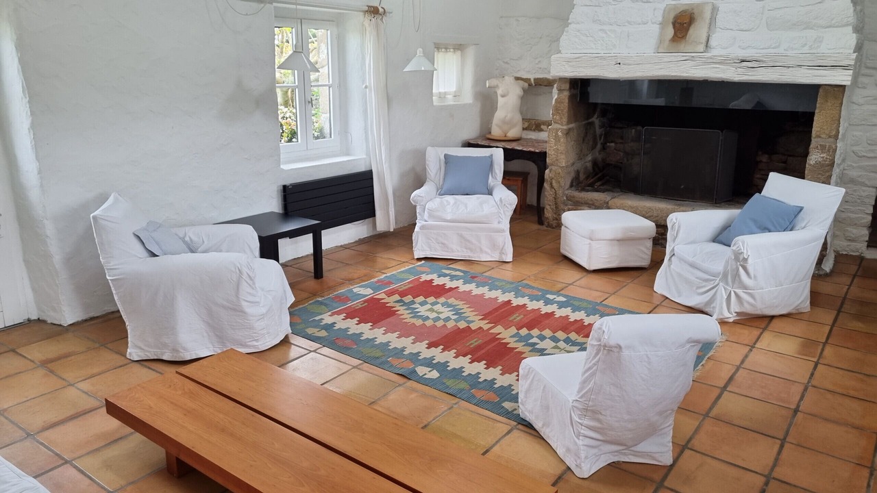 Photo of Others in Esquibien