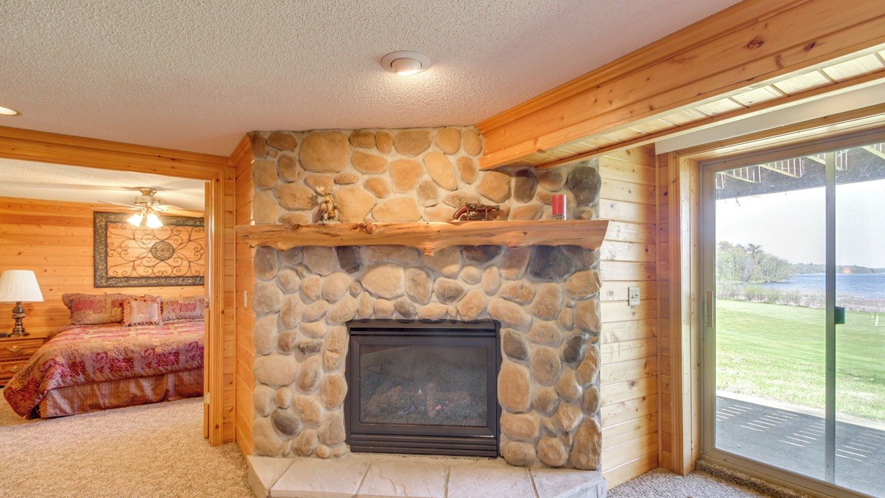 Photo of Bedroom in Emily