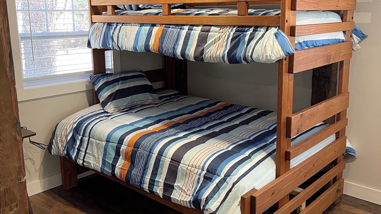 Photo of Bedroom in Conway