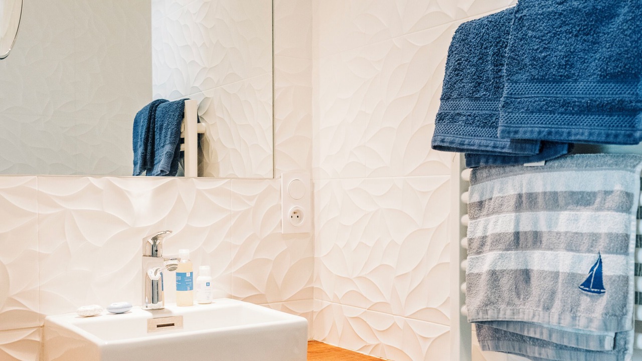 Photo of Bathroom in Carantec