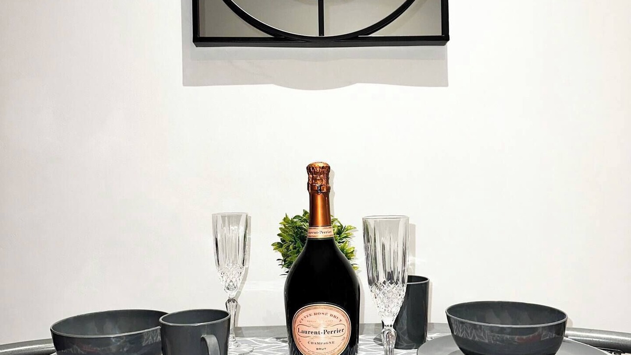 Photo of Others in Enfield Highway