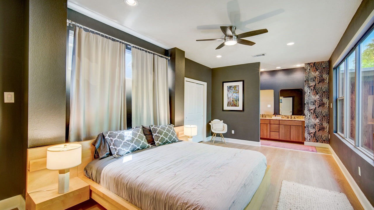 Photo of Bedroom in Blackshear-Prospect Hill