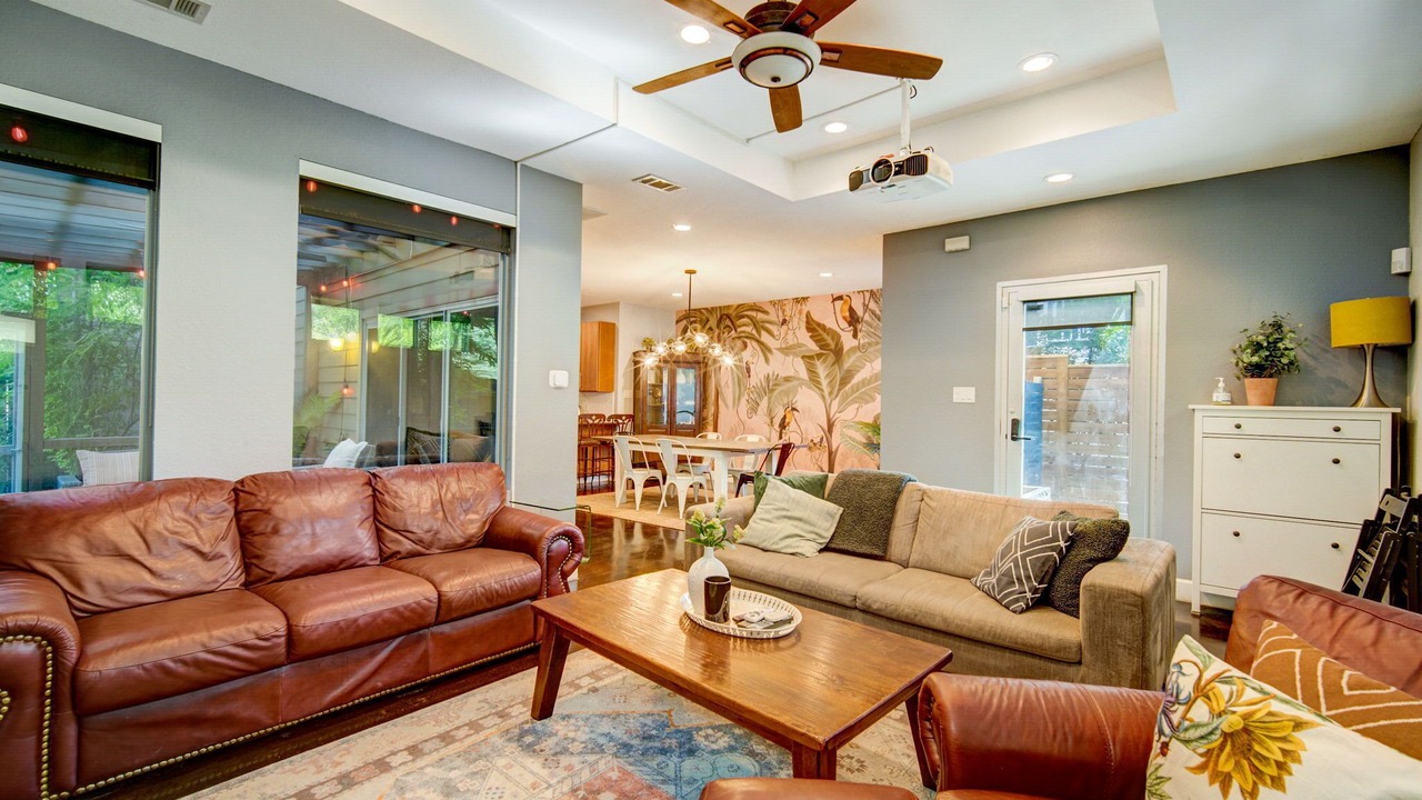 Photo of Livingroom in Blackshear-Prospect Hill