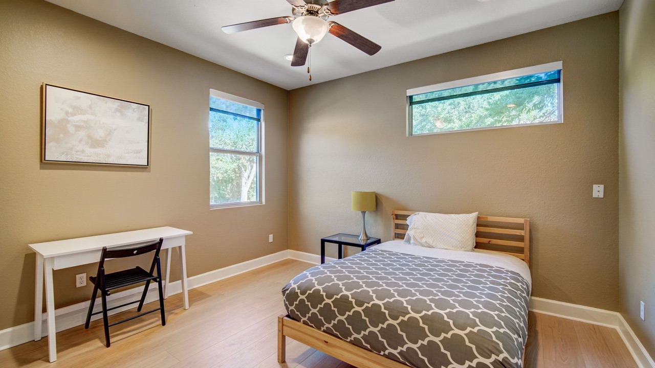 Photo of Bedroom in Blackshear-Prospect Hill