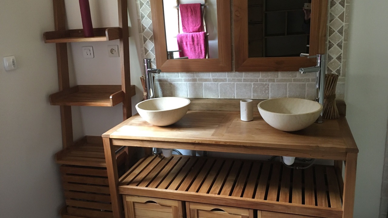 Photo of Bathroom in Durcet