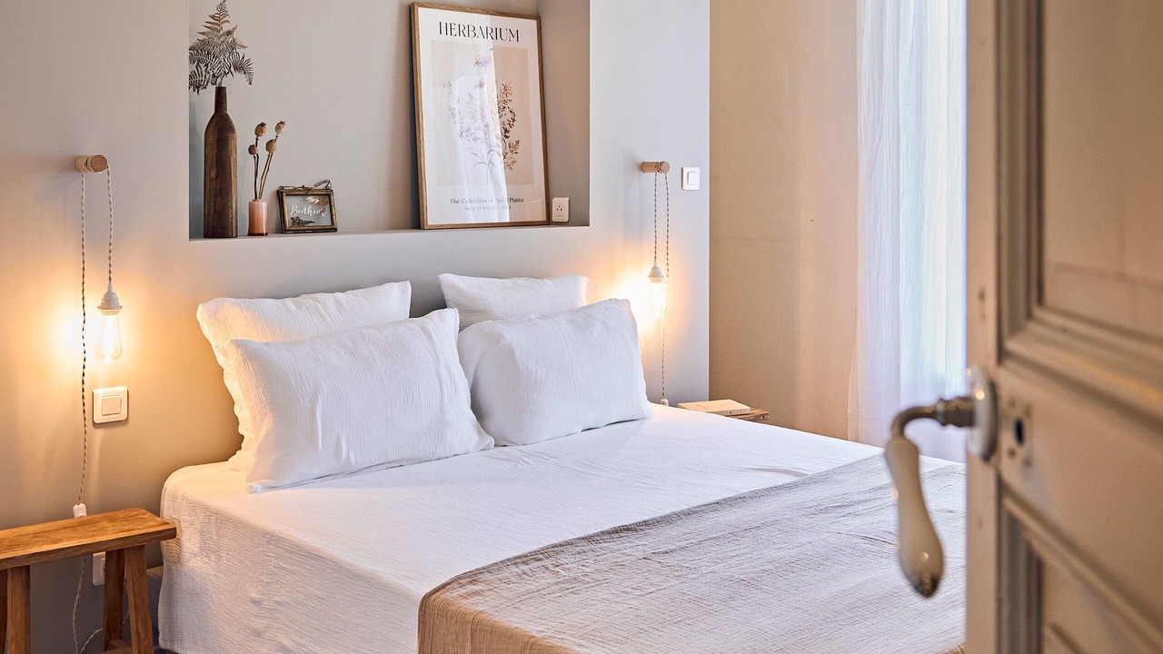 Photo of Bedroom in Flourens