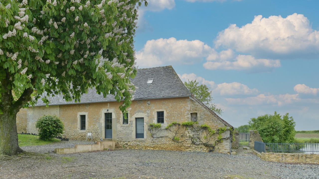 Photo of Outdoor in Auvers-sous-Montfaucon