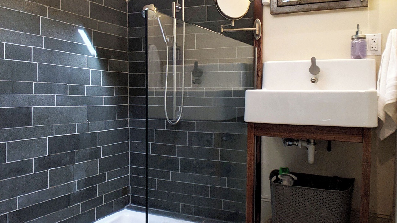 Photo of Bathroom in West Cornwall