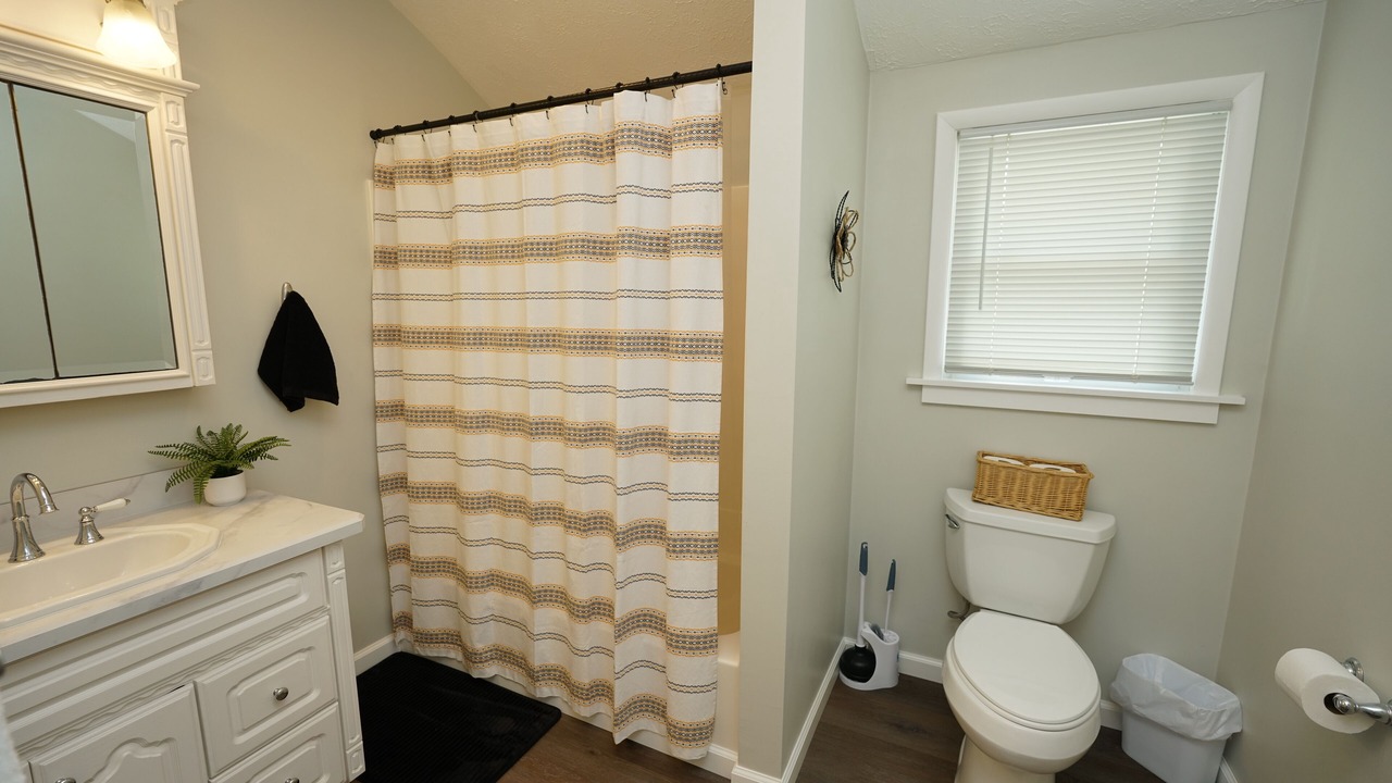Photo of Bathroom in Elyria